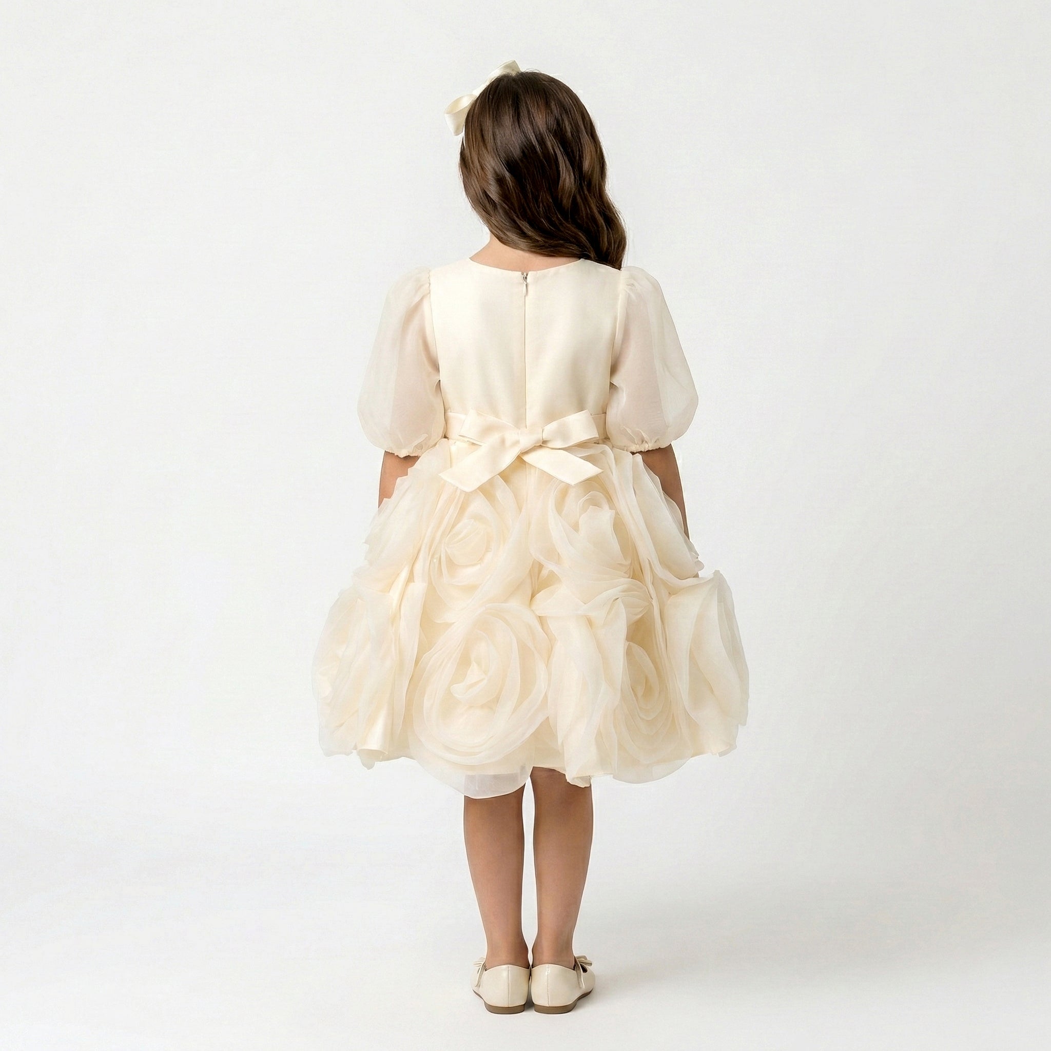 Girls' Elegant Satin Gala Dress with Structural Shoulder Accents