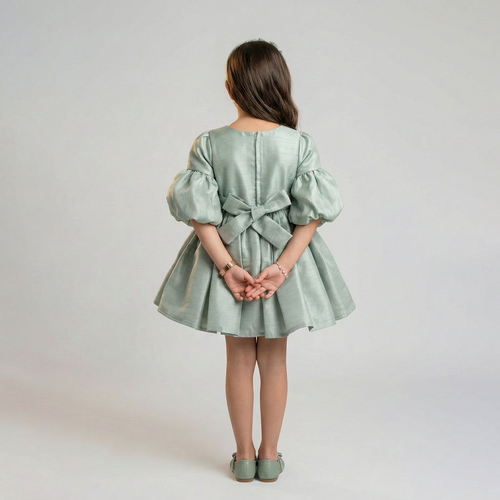 Girls' Sophisticated Lace & Layered Tulle Formal Dress